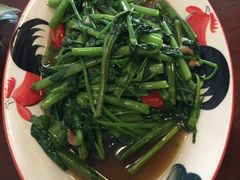 -Dang restaurant (patong phuket)