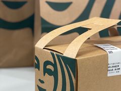 -星巴克(南宁民歌湖店)