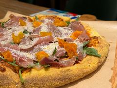-玛格萝妮比萨屋(四平店)