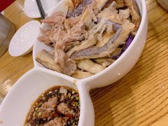 剔骨肉拌茄子-隆喜元鱼汤包·海鲜(中联广场店)