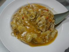 黄鱼蟹粉面-明呈黄鱼面馆(斜土路店)
