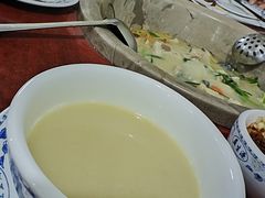 -姚记抚仙湖石锅鱼庄