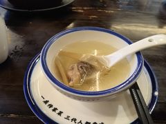 -饭桌故事·血鸭湘(荣宝华店)