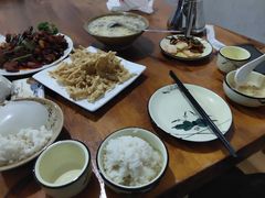 -四方小吃·白族庭院餐厅