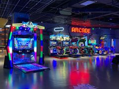 -世代星球·保龄球·镭战真人CS·团建(杨浦店)