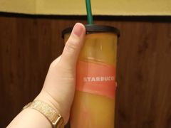 -星巴克臻选(成都环球乐天店)
