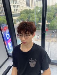 -DK SALON连锁专业烫染接发店
