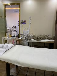 -苗方清颜痘肌研究所