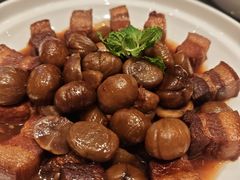 栗子红烧肉-唐山宴百姓府邸院落中餐