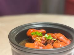 手抓黄金猪手-四海酒家生态粤菜