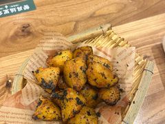 -云阿蛮云南生烫牛肉米线(奉贤路店)