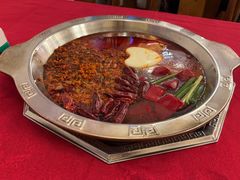 -山城年华老火锅(玉林店)