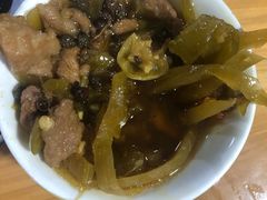 -越洋肖氏老米线(杨家坪店)