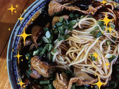肥肠面-胥佳烧鸡公牛肉面馆