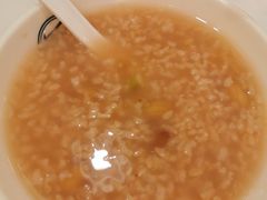 -李与白包子铺(桐梓林店)