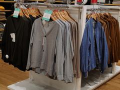 -优衣库(湛江鼎盛广场店)