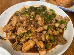 -茅屋大酒店