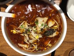 -渝是乎酸菜鱼(龙旗购物中心店)