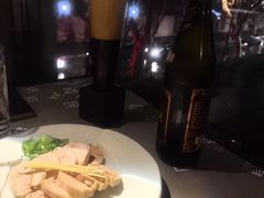-穹六人间 people 6(岳阳路店)