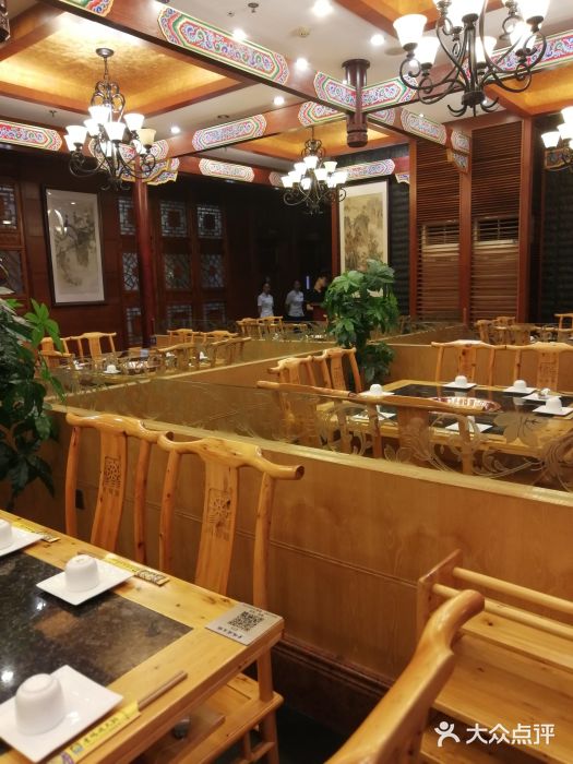 老码头火锅(骡马市店)大堂图片