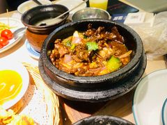 招牌石锅牛肉-吴氏老妈·23年家常菜(古城店)