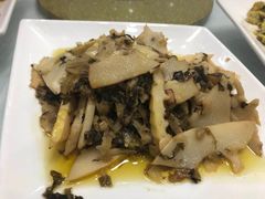 -天目湖刘老四农庄
