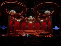 -交通银行前滩31演艺中心