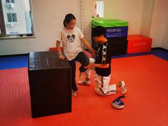 -adidas壹跆运动馆(世纪经贸大厦店)
