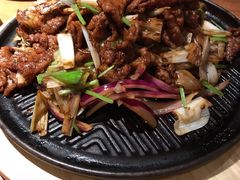 铁板黑椒牛柳-青年公社烤鸭(青年路店)