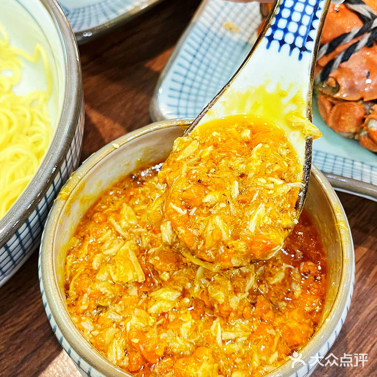 用足足12只蟹做成的蟹黄面是什么体验❗️