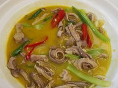 -阿瓦山寨·湘菜现炒·剁椒鱼头王(咸阳总店)