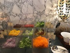 -棕榈阁·巴西烤肉海鲜自助餐厅(中州皇冠假日酒店)