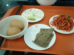 -牛一嘴·兰州牛肉面·大盘鸡(财富中心店)