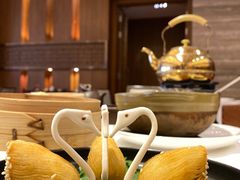 栗茸天鹅酥-白天鹅宾馆-宏图府餐厅