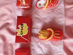 -麦当劳(展览路店)