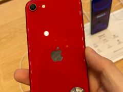 -Apple零售店(华贸购物中心店)