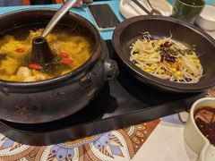 云南经典汽锅鸡-云海肴·汽锅鸡·云南菜(苏州中心店)