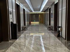 -深圳罗湖水贝IBC亚朵酒店