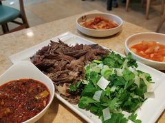 狗肉火锅-英子补身汤(海兰路店)