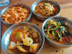 -河坝烧烤串城(金达莱店)