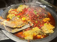 -吞鱼兽麻辣烤鱼(万达店)