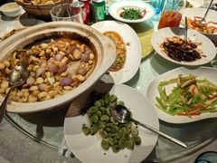 -荟廷·晶萃(陆家嘴尚悦湾店)