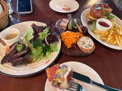 -羽深肉铺 Steak & Wine