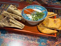 -乡村馕坑肉·烧烤·新疆菜·本地人更爱吃(阿勒泰首店)