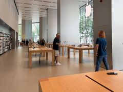 -Apple零售店(华贸购物中心店)