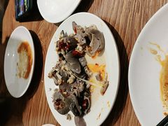 -清真吴记门钉肉饼·喜多利