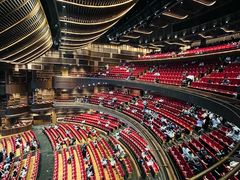 -交通银行前滩31演艺中心