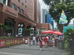 -詹爷爷乌节路街头冰淇淋
