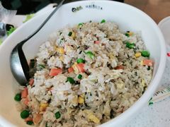 扬州炒饭-张大师鸭爪爪特色干锅(南湖店)