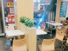 -华莱士·全鸡汉堡(五爱道店)